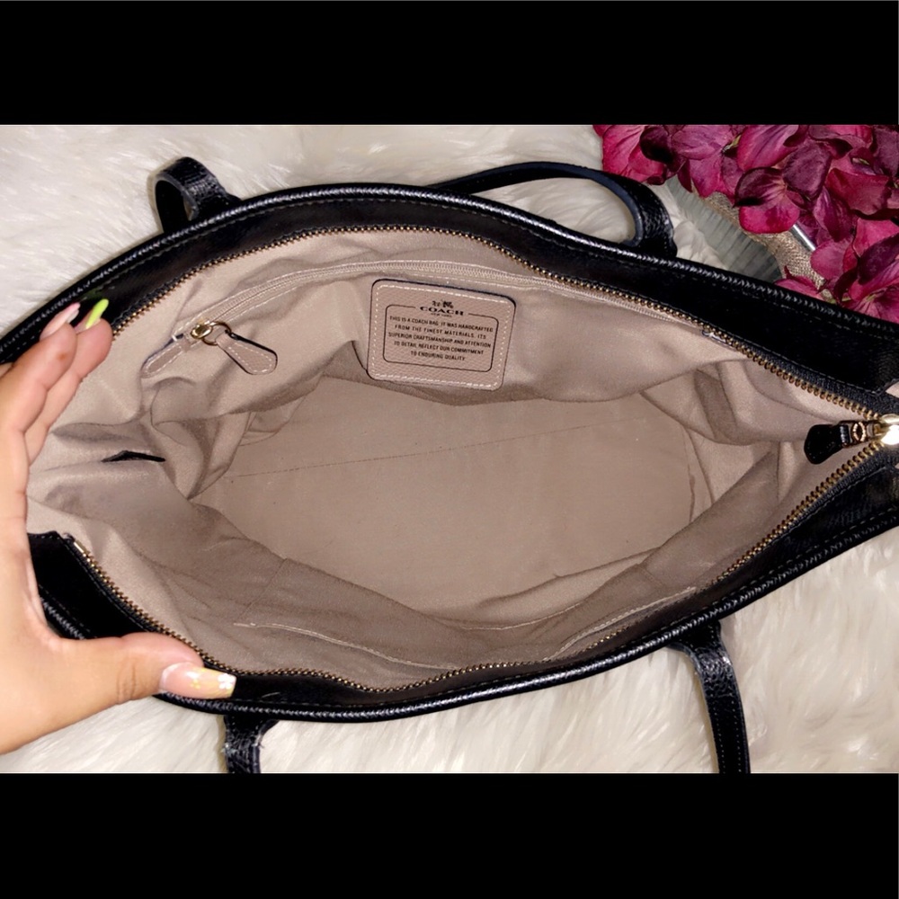 COACH Black Leather Tote Bag - Picture 7 of 7